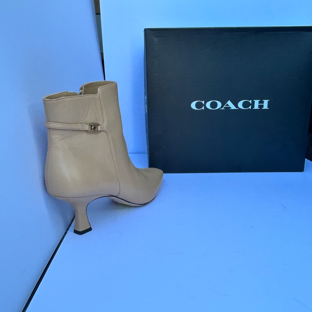 Coach Women's Beige Heeled Boots